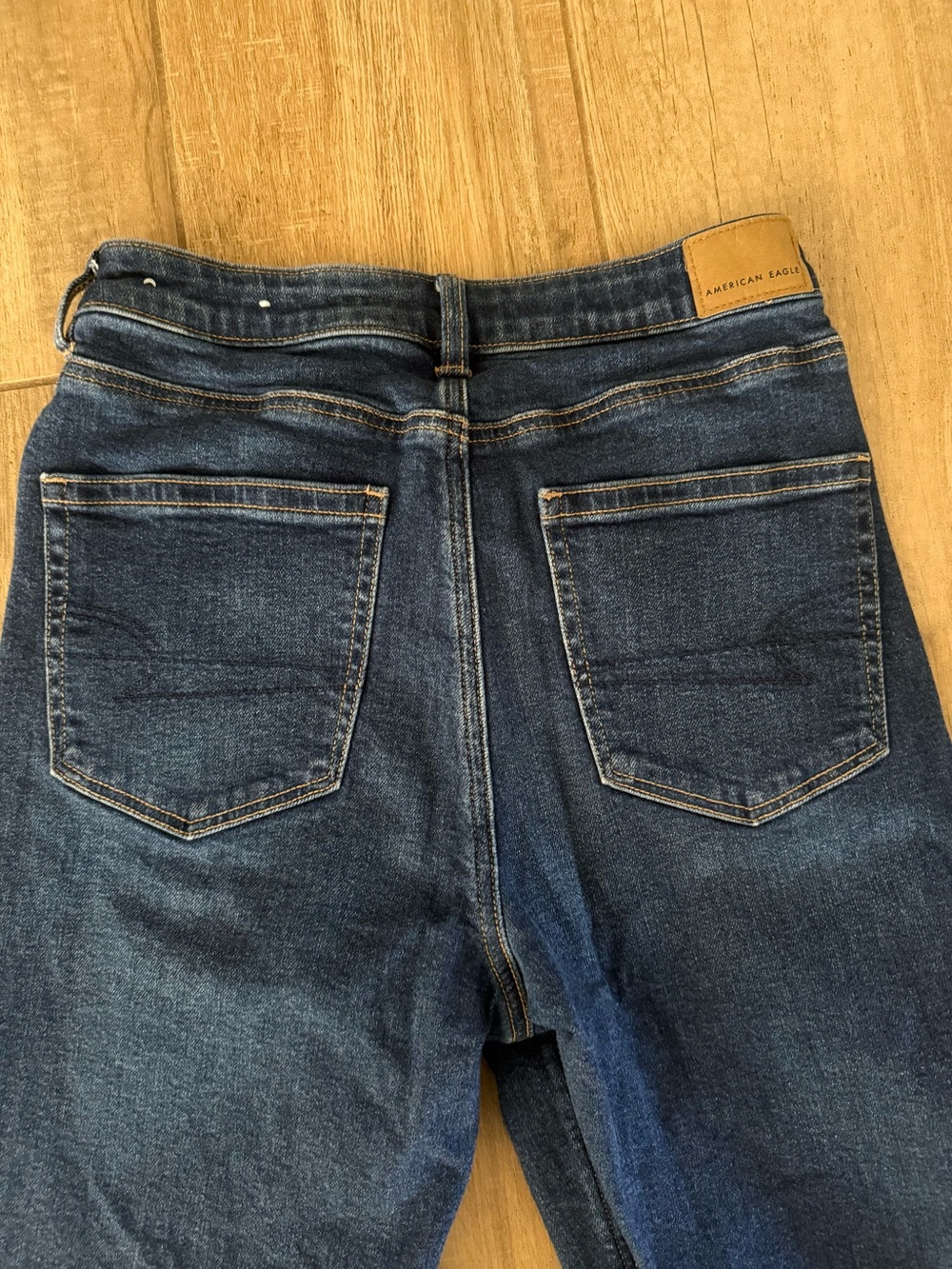 American Eagle Outfitters women’s Indigo Straight Jeans - Picture 6 of 8